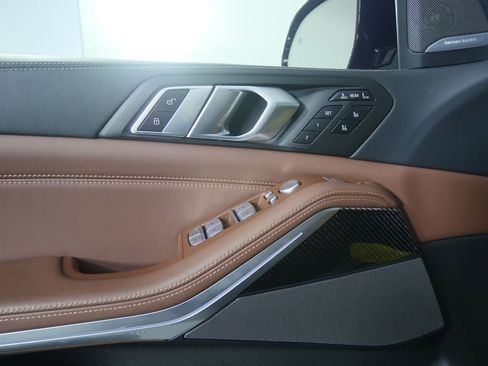 Certified 2023 BMW X7 M60i w/ Executive Package AWD/4WD image 8