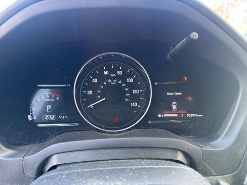 Used 2019 Honda HR-V EX-L image 8