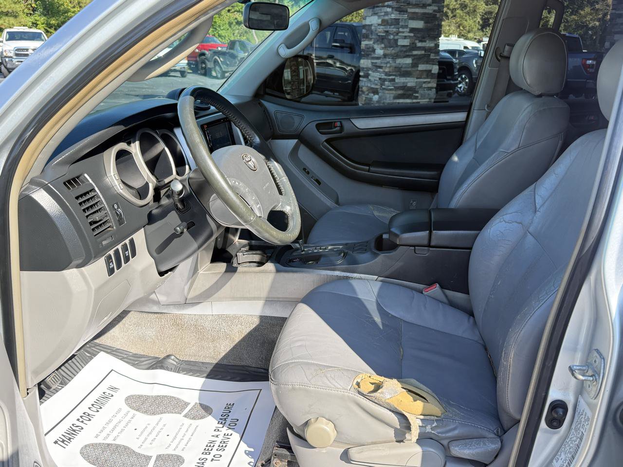 Used 2004 Toyota 4Runner SR5 RWD image 9