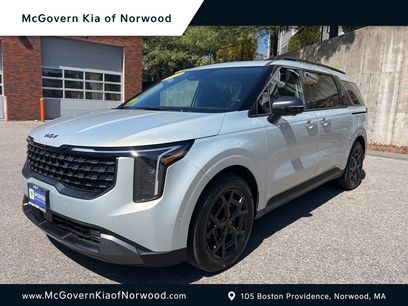 Certified 2025 Kia Carnival SX