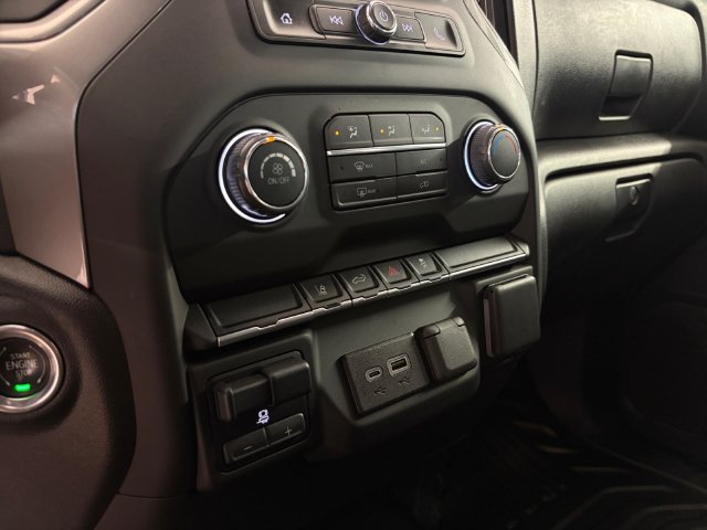 Used 2024 Chevrolet Silverado 3500 W/T AWD/4WD image 33