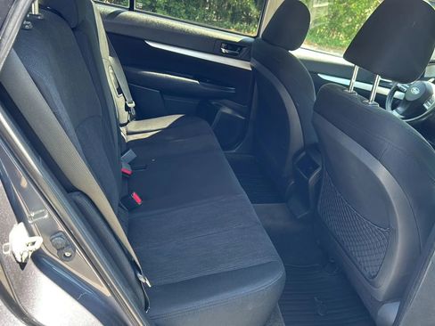 Used 2014 Subaru Outback 2.5i Premium w/ Moonroof Package image 13