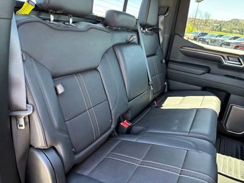 Used 2024 Chevrolet Silverado 1500 High Country w/ Technology Package AWD/4WD image 22