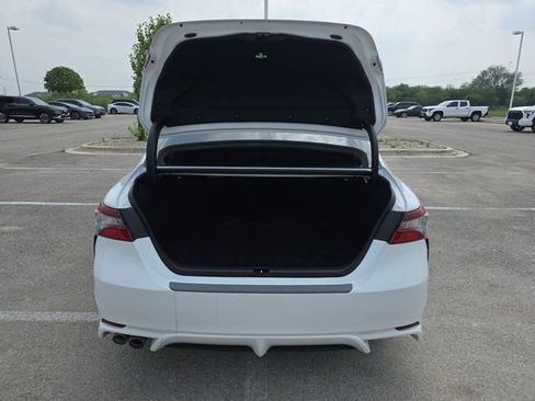 Used 2023 Toyota Camry SE FWD image 12