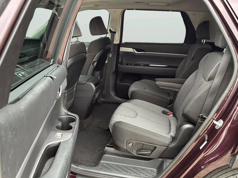 Used 2022 Hyundai Palisade SEL w/ Convenience Package image 16