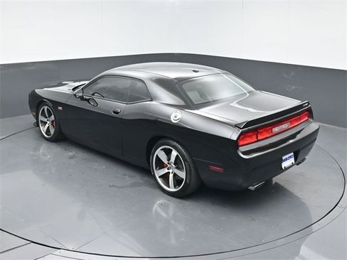 Used 2012 Dodge Challenger SRT8 w/ Premium Sound Group image 41
