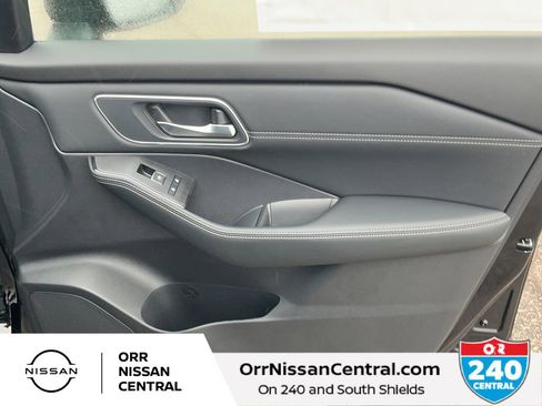 New 2026 Nissan Rogue Platinum w/ Platinum Premium Package AWD/4WD image 10