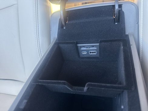 Certified 2025 Cadillac XT6 Premium Luxury w/ Technology Package image 31