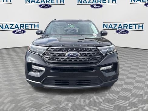 Used 2024 Ford Explorer XLT w/ Equipment Group 202A image 2