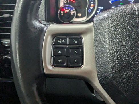 Used 2015 RAM 2500 Laramie w/ Convenience Group AWD/4WD image 15