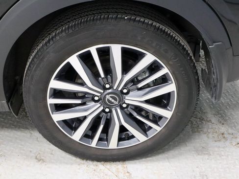 Certified 2023 Nissan Kicks SV image 19