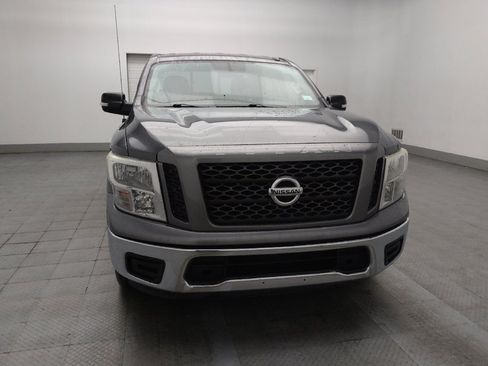 Used 2019 Nissan Titan SV RWD image 14