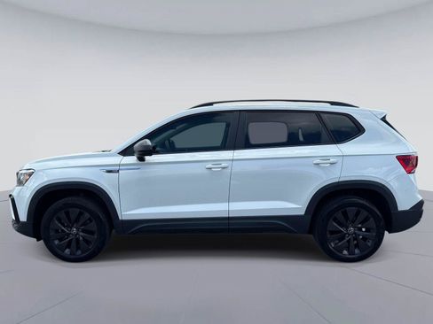 Used 2022 Volkswagen Taos S FWD image 7