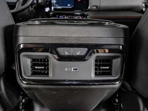 Used 2024 GMC Sierra 2500 AT4 w/ AT4 Premium Plus Package image 35