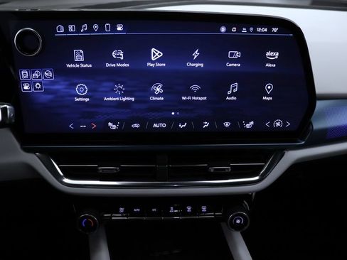 Certified 2025 Chevrolet Equinox EV LT w/ LPO, All-Weather Mat Package FWD image 24