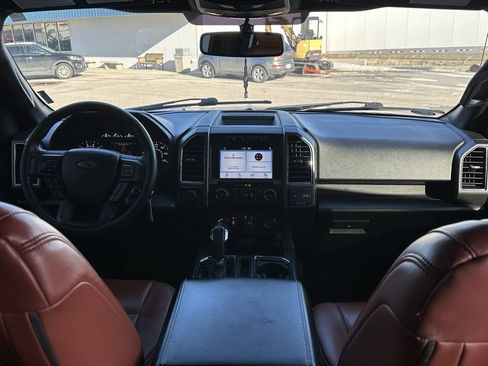 Used 2018 Ford F150 XLT w/ Equipment Group 302A Luxury image 17