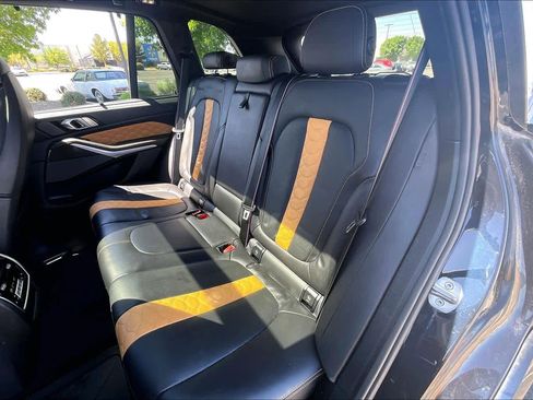 Used 2022 BMW X5 M w/ Competition Package 2 image 21