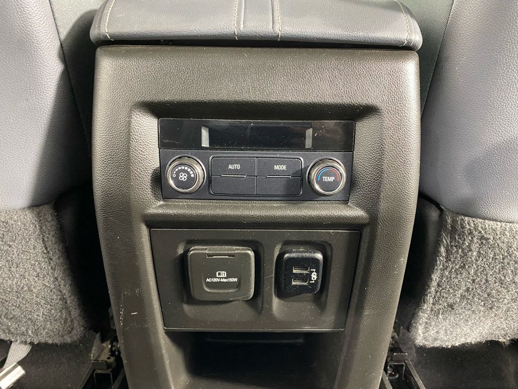 Used 2018 Chevrolet Traverse LT AWD/4WD image 19
