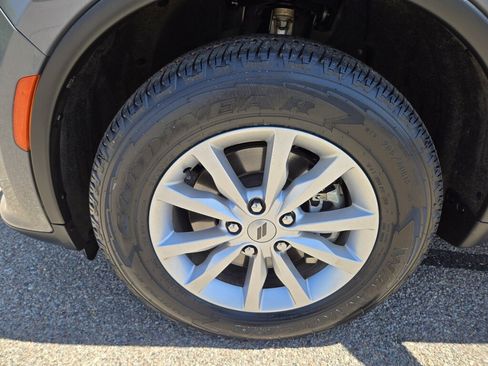 Used 2023 Dodge Durango SXT Launch Edition AWD/4WD image 16