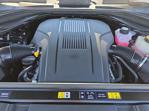New 2025 Land Rover Range Rover Sport Dynamic SE image 32