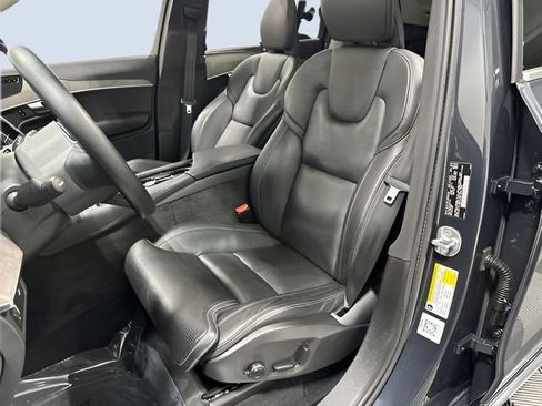 Used 2022 Volvo XC90 T6 Inscription w/ Advanced Package AWD/4WD image 28