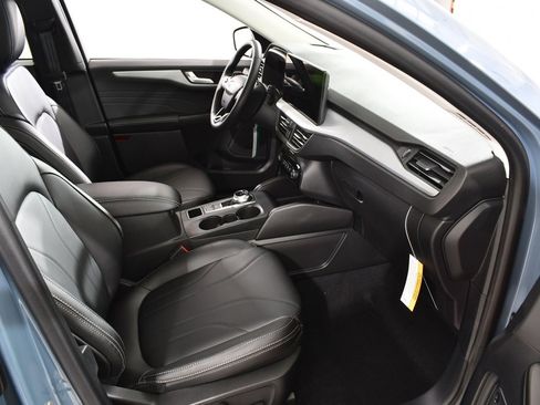 New 2026 Ford Escape SE w/ PHEV Premium Package image 10