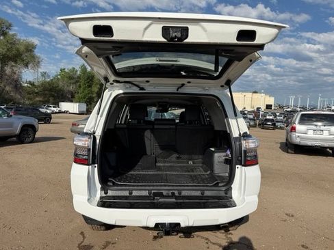 Used 2023 Toyota 4Runner SR5 Premium w/ SR5 Premium Package AWD/4WD image 16