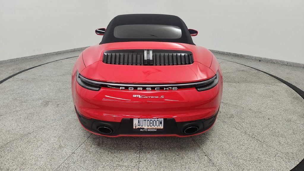 Used 2022 Porsche 911 Carrera S RWD image 15