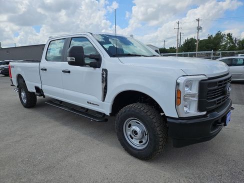 New 2026 Ford F350 XL w/ XL Off-Road Package AWD/4WD image 1