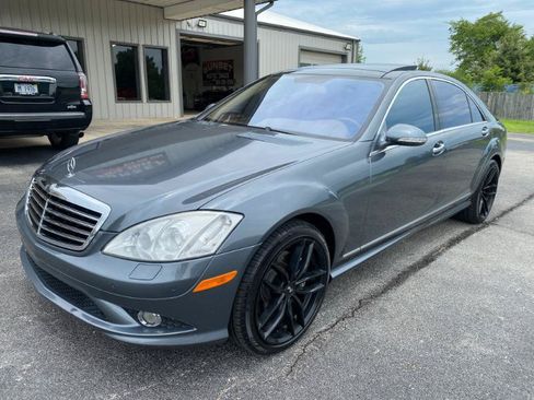 Used 2009 Mercedes-Benz S 550 4MATIC image 2