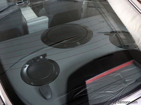 Used 2003 Aston Martin Vanquish RWD image 36