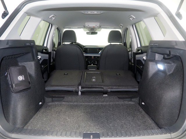 Used 2024 Volkswagen Taos SE FWD image 36