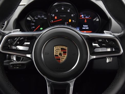 Used 2019 Porsche 718 Cayman RWD image 21