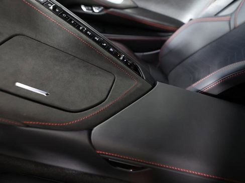 Used 2025 Chevrolet Corvette Stingray w/ Z51 Performance Package image 41