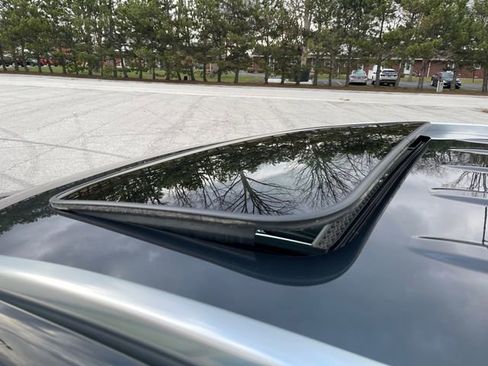 Used 2020 Buick Enclave Essence w/ Sound and Sites Package image 20