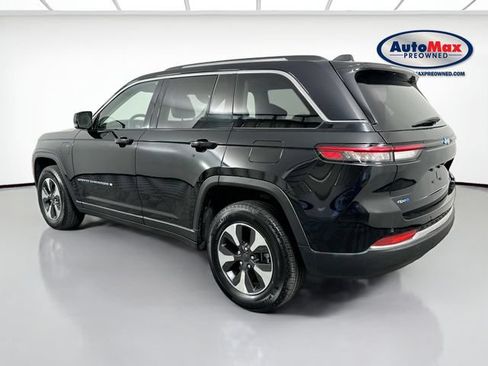 Used 2023 Jeep Grand Cherokee 4WD 4xe image 6