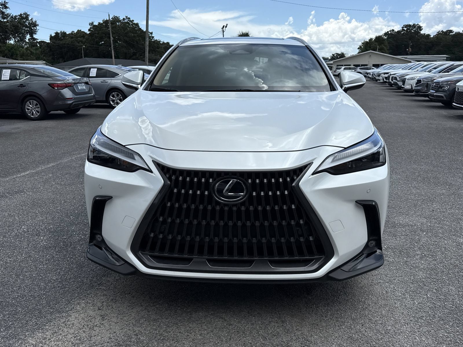 Used 2025 Lexus NX 250 FWD w/ Towing Package (2000 Lbs) image 8