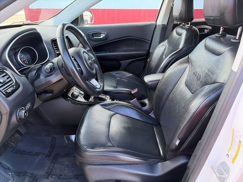 Used 2018 Jeep Compass Limited w/ Navigation Group AWD/4WD image 23
