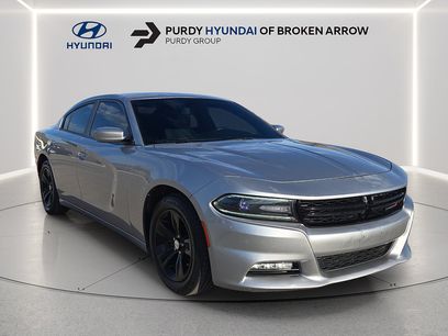 Used 2017 Dodge Charger SXT