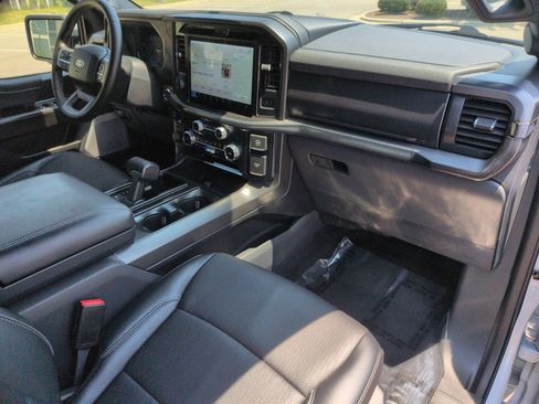 Used 2025 Ford F150 Lariat w/ Equipment Group 502A High AWD/4WD image 37