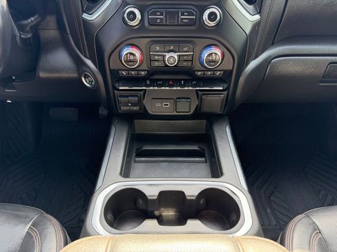 Used 2021 GMC Sierra 1500 AT4 image 36