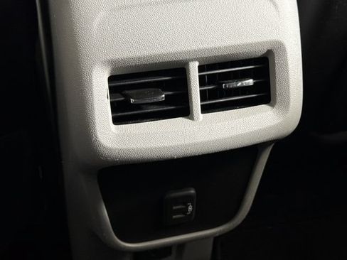 Used 2020 GMC Terrain SLT FWD image 25