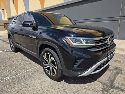 Used 2020 Volkswagen Atlas Cross Sport SEL Premium AWD/4WD image 9