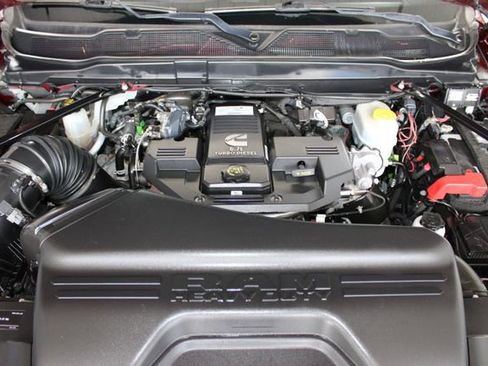 Used 2022 RAM 3500 Laramie AWD/4WD image 31