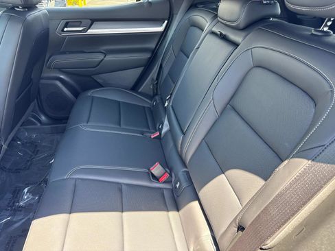 New 2026 GMC Terrain Elevation w/ Elevation Premium Package image 23