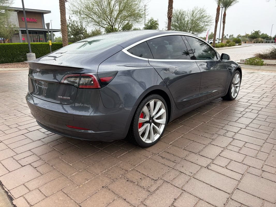 Used 2018 Tesla Model 3 Performance AWD/4WD image 3