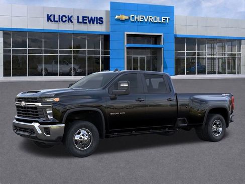 New 2026 Chevrolet Silverado 3500 LT image 2