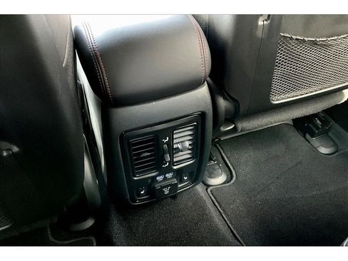 Certified 2024 Dodge Durango GT AWD/4WD image 32