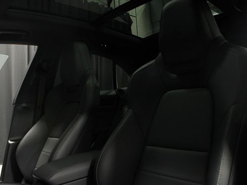 New 2026 Porsche Macan 4 Electric AWD/4WD image 34