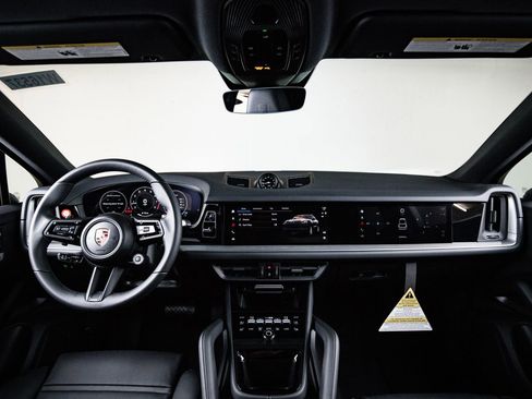 New 2026 Porsche Cayenne Coupe AWD/4WD image 26